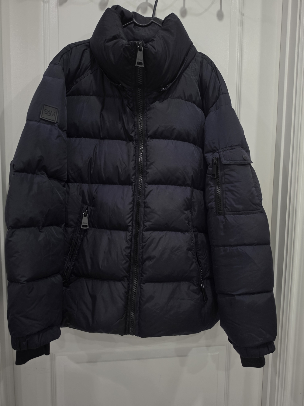 SAM. New York black puffer jacket in Men’s Size XXL / 2XL.